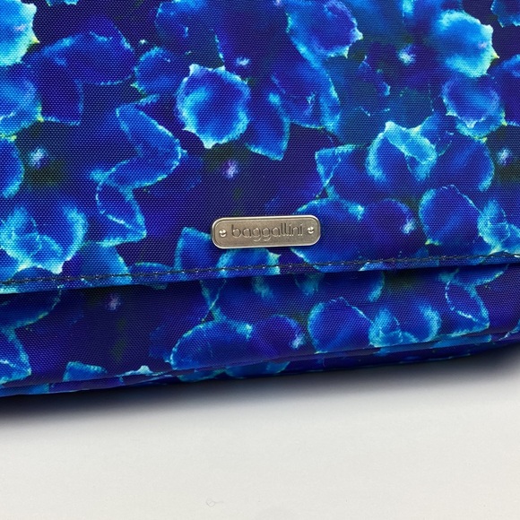 Baggallini | Blue Watercolor Floral Large Crossbody Purse Bag - Picture 3 of 11